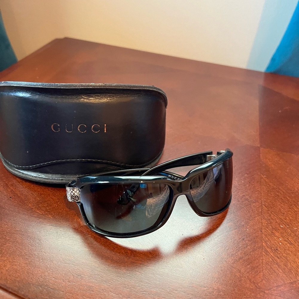 Gucci sunglasses